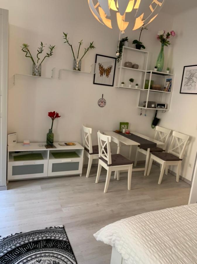 Centrally & Comfortable Wien Exterior foto